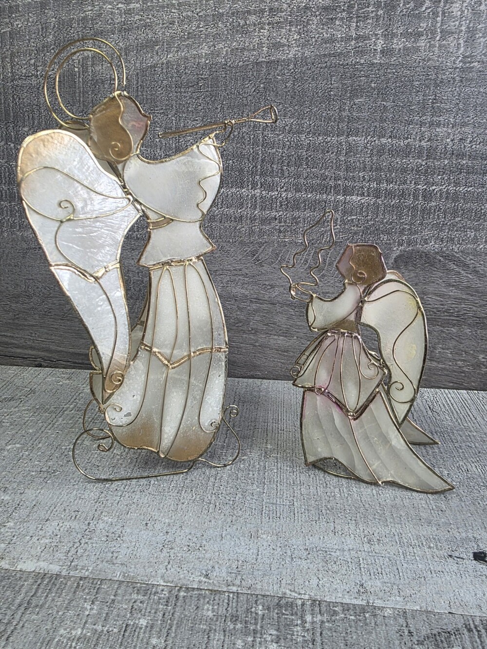 Vintage Capiz Shell Herald Angel Window Suncatcher Blowing Trumpet Lot 320e4